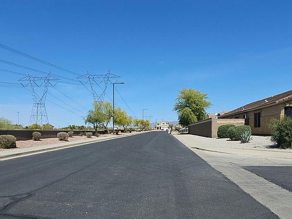 4th image of 30411 W Leah Dr