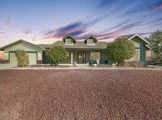 30740 Fox Ridge Ct, Tehachapi, CA 93561