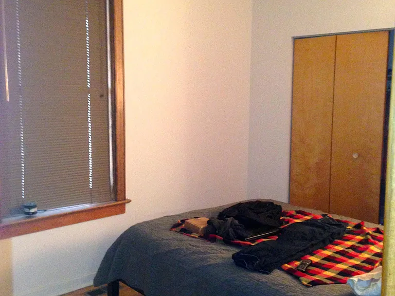 1031 W Dakin St #1 — Photo 9