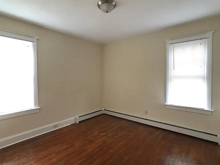 288 Hoosick St — Photo 6