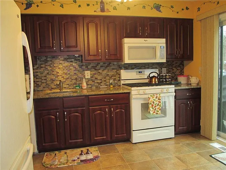 Kitchen Pic2