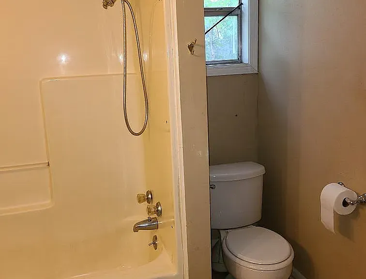 5522 G St — Photo 9