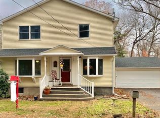 435 East St, South Hadley, MA 01075