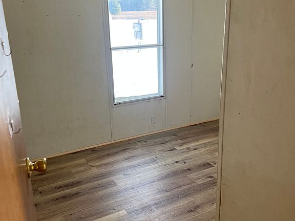 4th image of 186 Aqua Ln #22