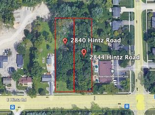 2840 Hintz Rd, Wheeling, IL 60090