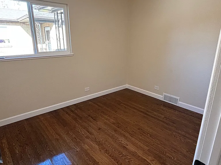 2220 Ames St #2220 — Photo 9