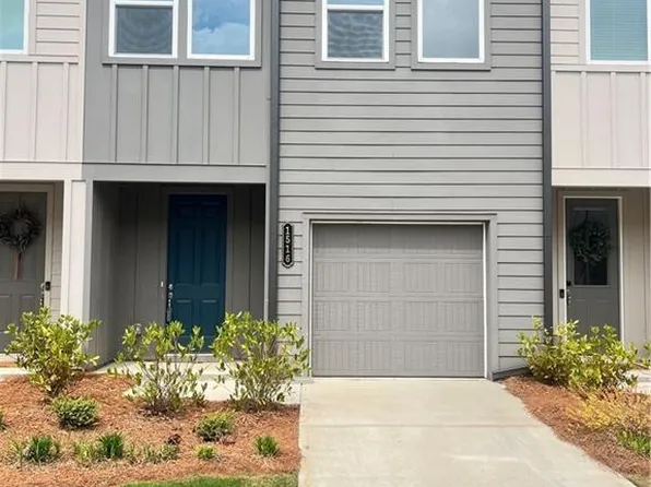1516 Parks Edge Ln, Atlanta, GA 30318