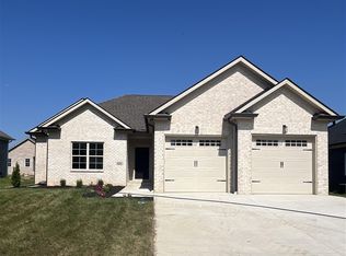 633 Denver Cir, Bowling Green, KY 42103