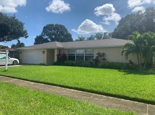 6484 32nd Ave N, Saint Petersburg, FL 33710