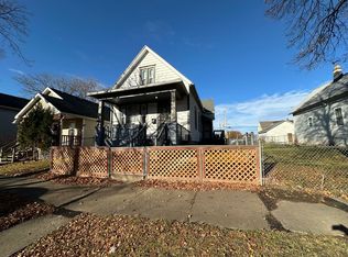 2472 W Lloyd St, Milwaukee, WI 53205