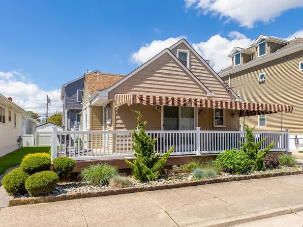 36 N Douglas Ave, Margate, NJ 08402