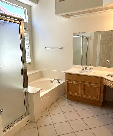1776 Cashew Tree St — Photo 12