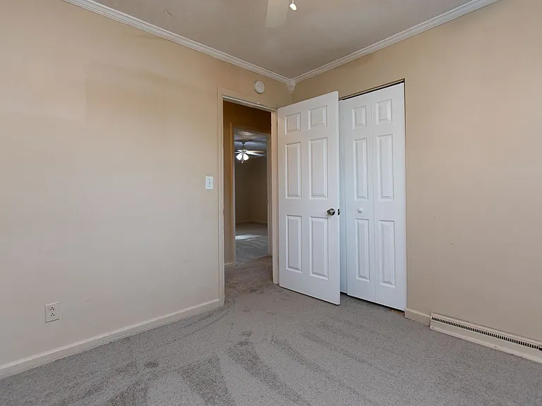10 Warren Dr — Photo 36
