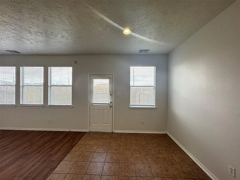 11531 Jacinth Ct — Photo 14