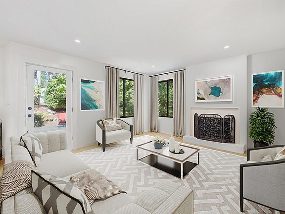 2nd image of 43 Prentiss Ln
