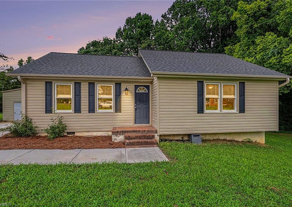1st image of 225 Meadow Trl
