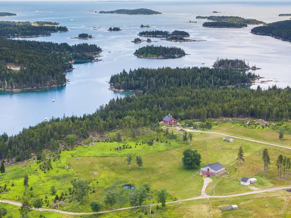 137&187 Long Cove Road, Vinalhaven, ME 04863