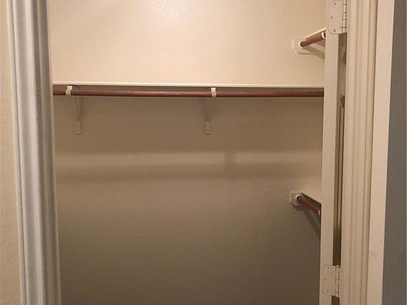 2nd image of 5627 Alexandria Dr