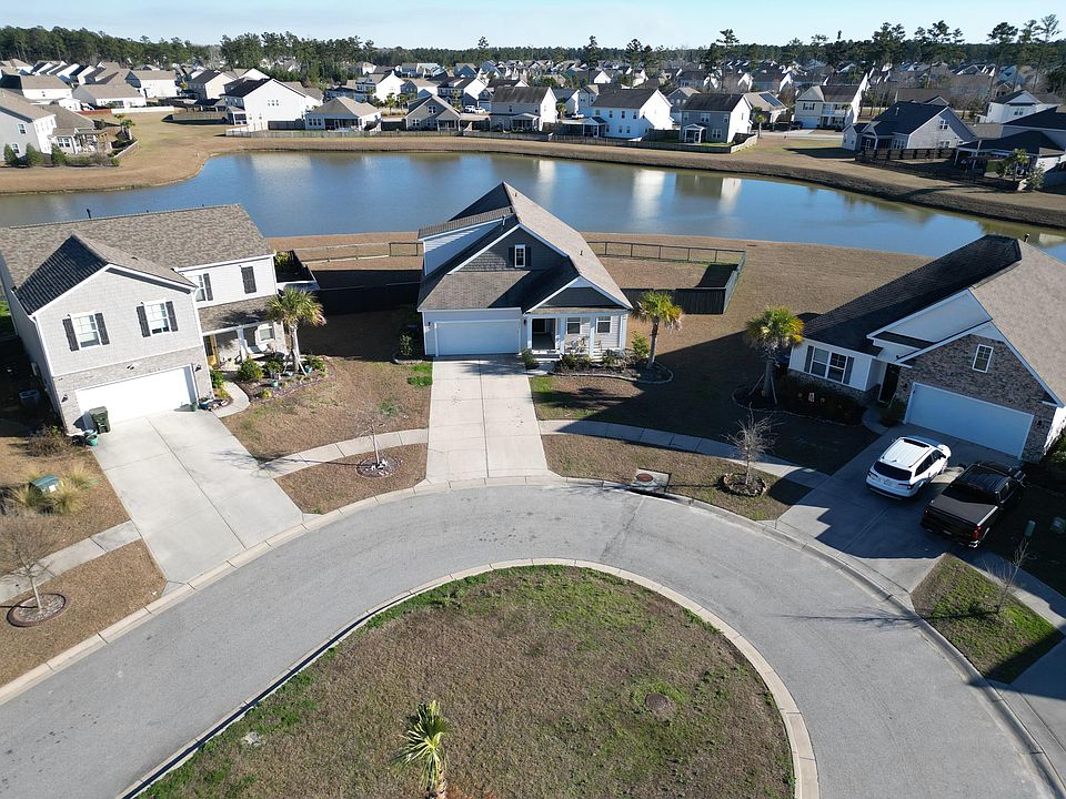 1st image of 226 Rhodes Ct