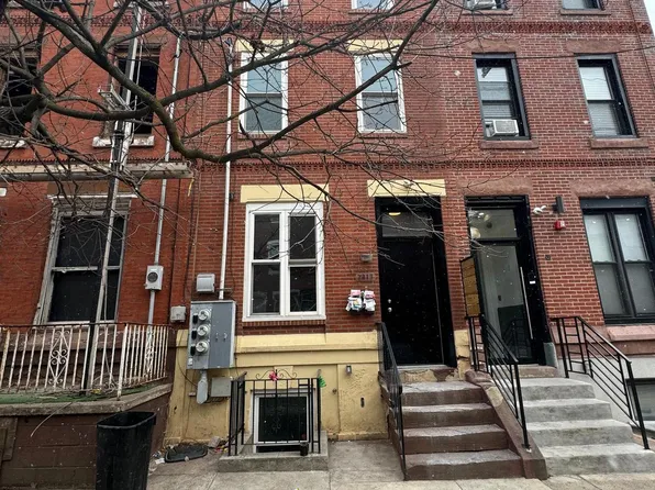 2017 N 20th St, Philadelphia, PA 19121