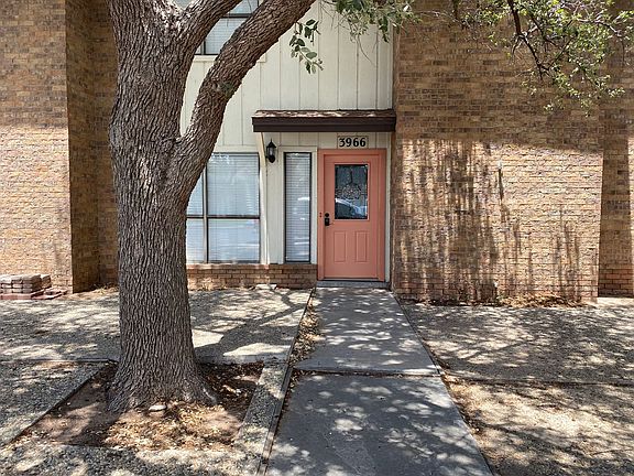 2nd image of 3966 Lakeside Dr
