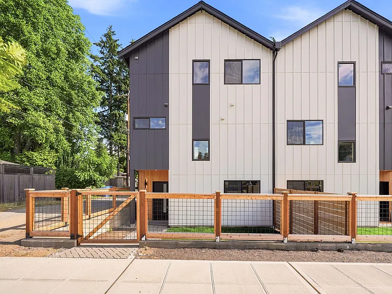 4709 SW Hinds St — Photo 33
