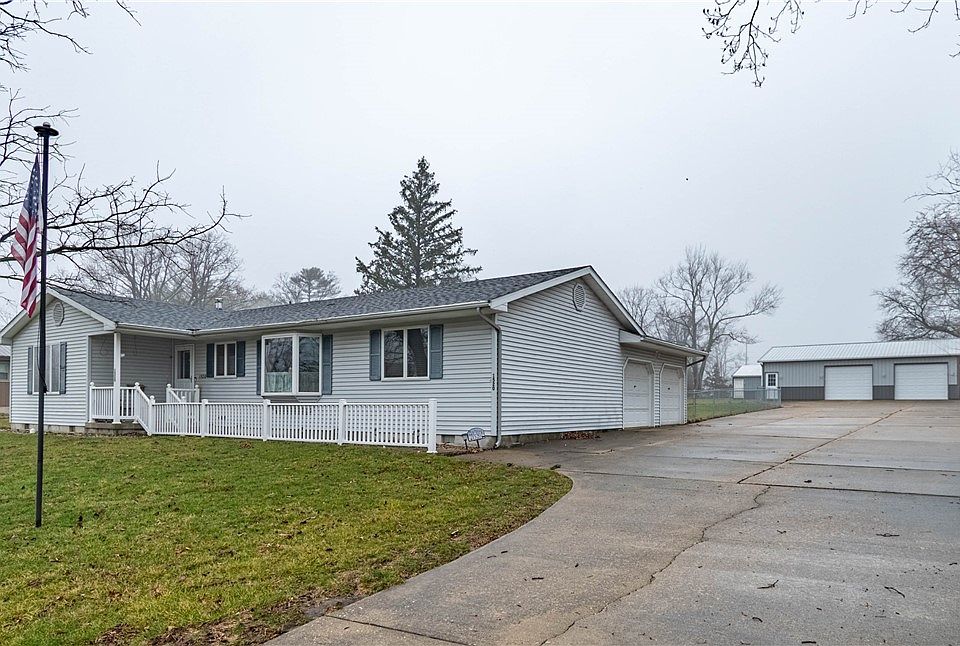 1st image of 1520 W Rock Springs Rd