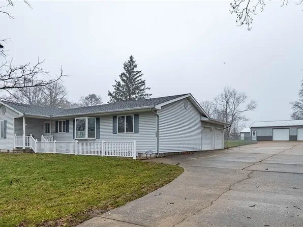 1520 W Rock Springs Rd, Decatur, IL 62521