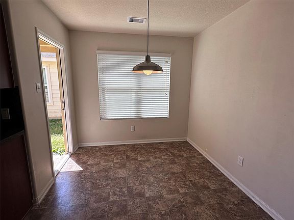 4th image of 5110 Ivy Fair Way