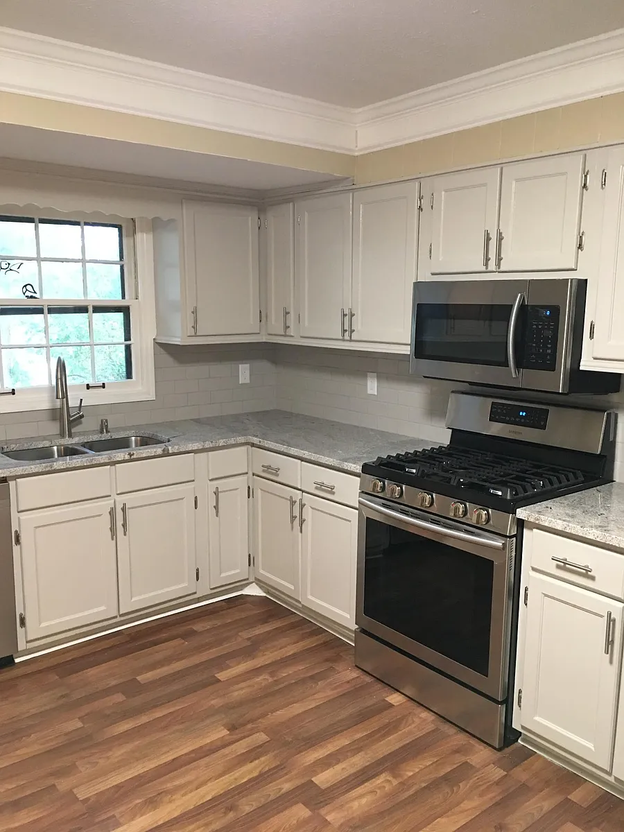 Newly renovated kitchen with stainless steel appliances - Chesterfield Ct