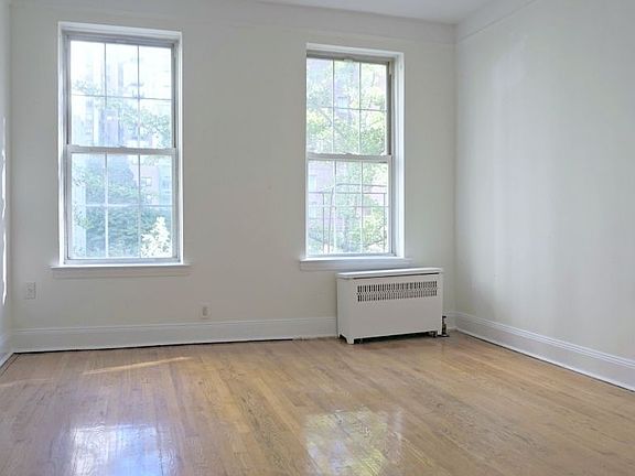4th image of 322 E 55th St APT 3D