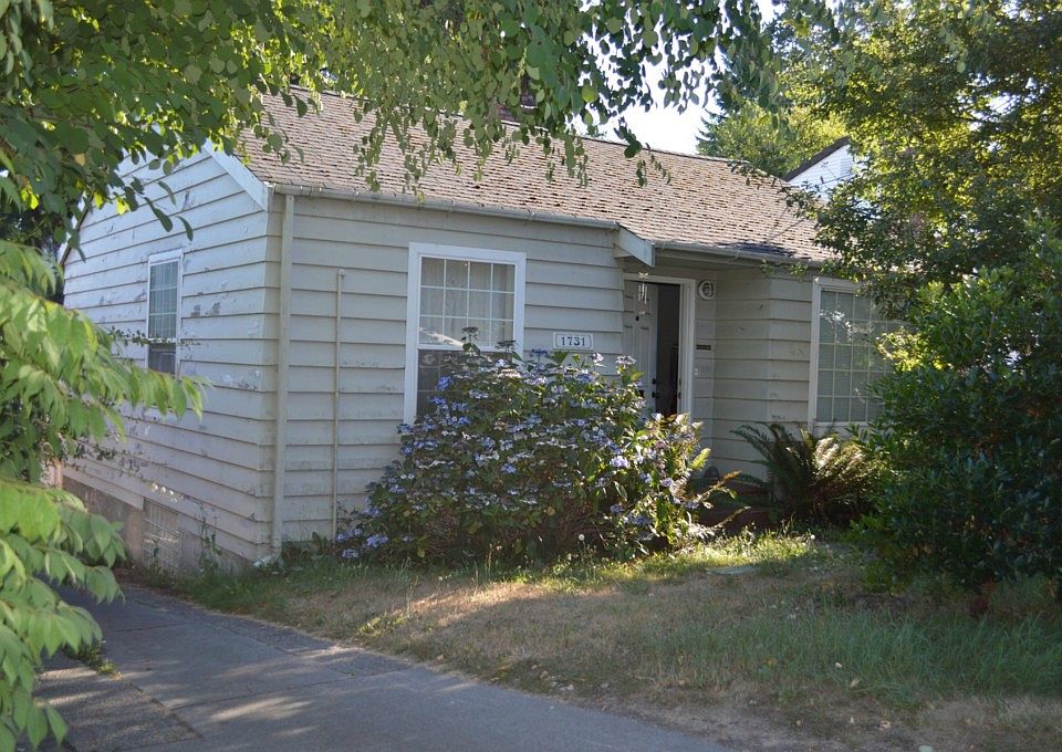 2nd image of 1731 NE 88th St