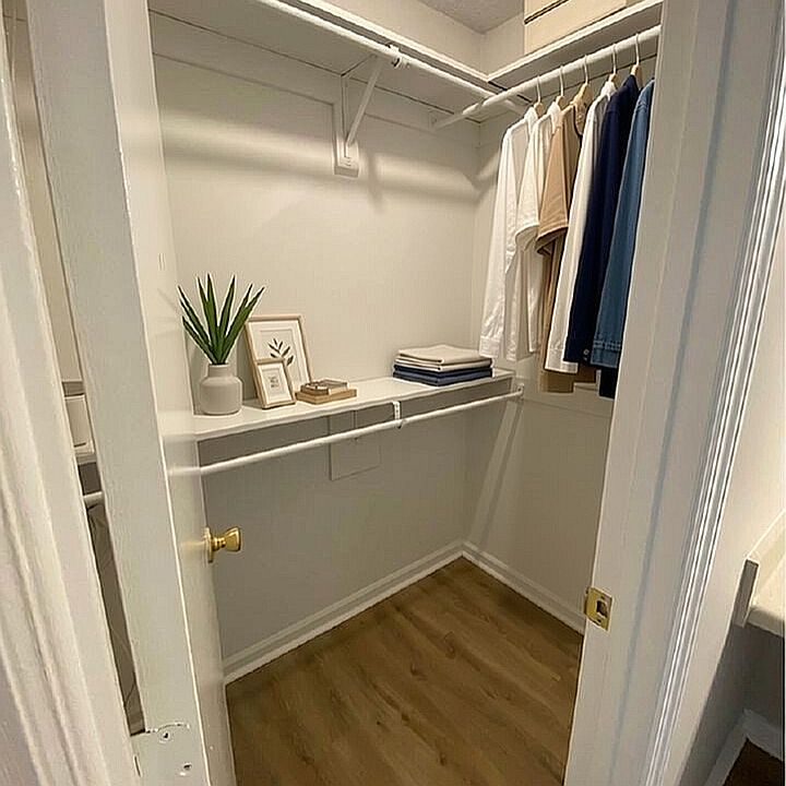 Staged master closet - 3 bedroom