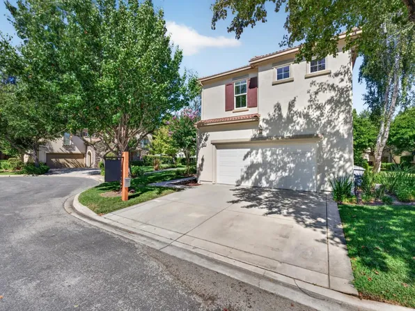 19185 Saffron Dr, Morgan Hill, CA 95037