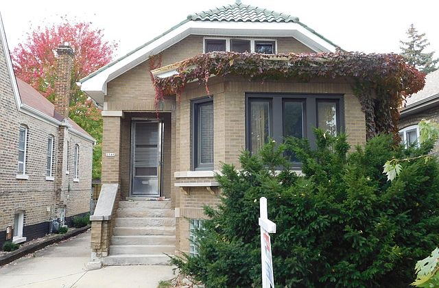 1st image of 2516 Oak Park Ave