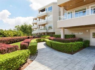 2980 76th Ave SE APT 101, Mercer Island, WA 98040