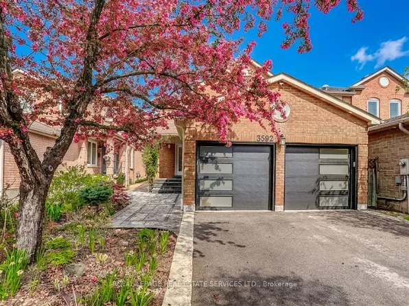 3592 Cherrington Cres, Mississauga, ON L5L 5C4