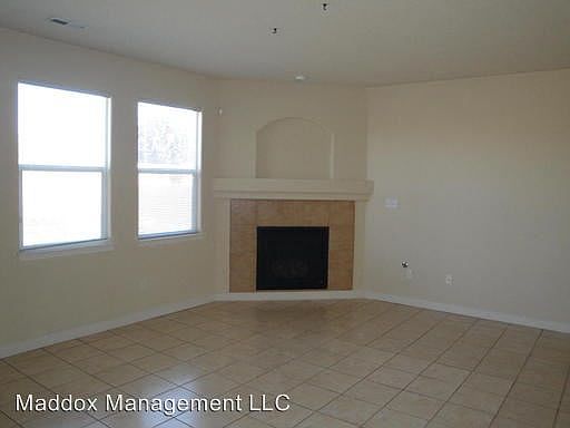 4th image of 3123 W Meadow Dr SW