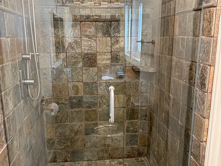 3707 Seashore Dr — Photo 12