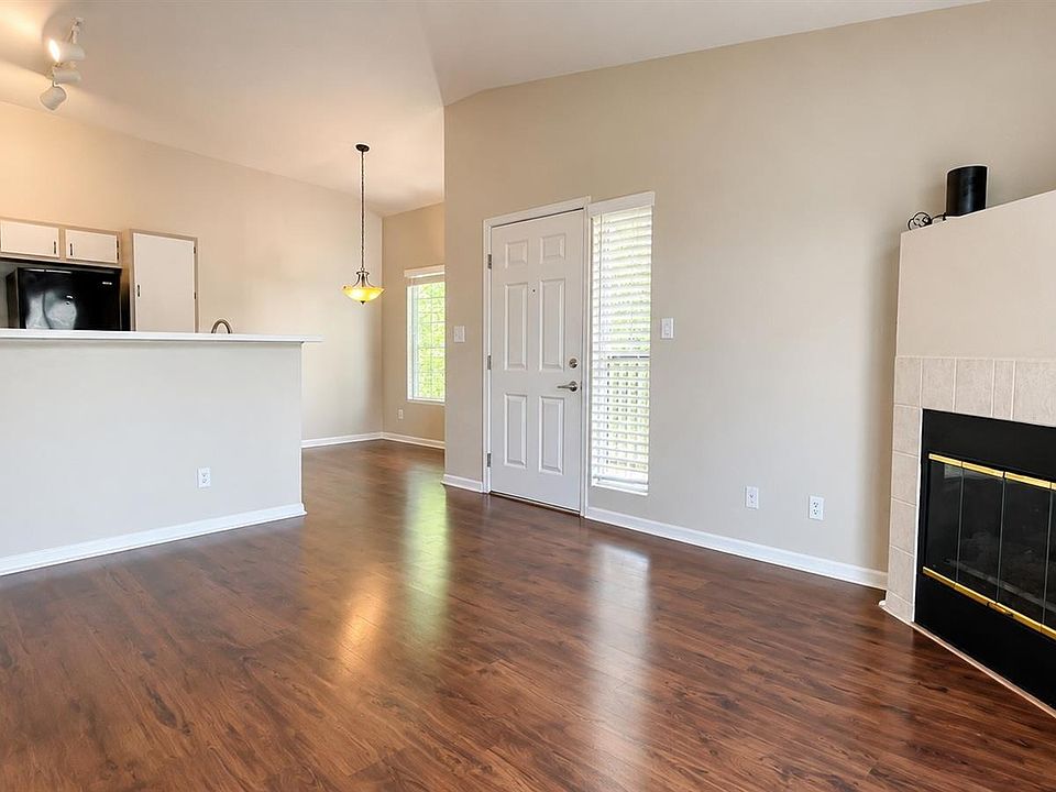 1st image of 3876 Canyon Ranch Road #202