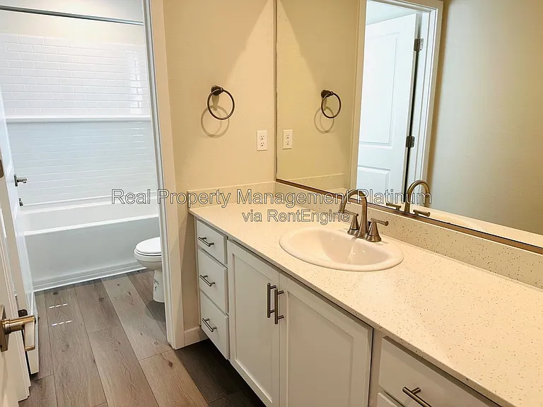 616 Ophelia Ave — Photo 21