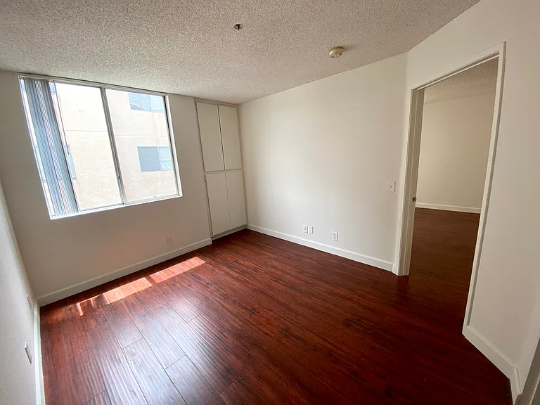 4431 Eagle Rock Blvd — Photo 16