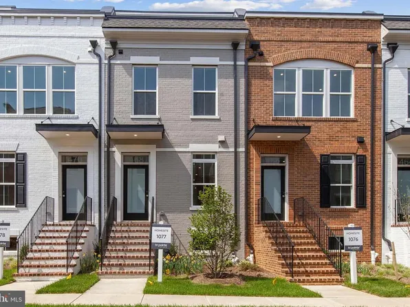 466 Altezza Dr NE, Washington, DC 20017