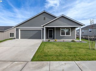 1241 SE 9th St, Hermiston, OR 97838