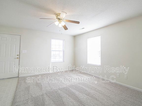 5th image of 3269 Tower Dr APT 4