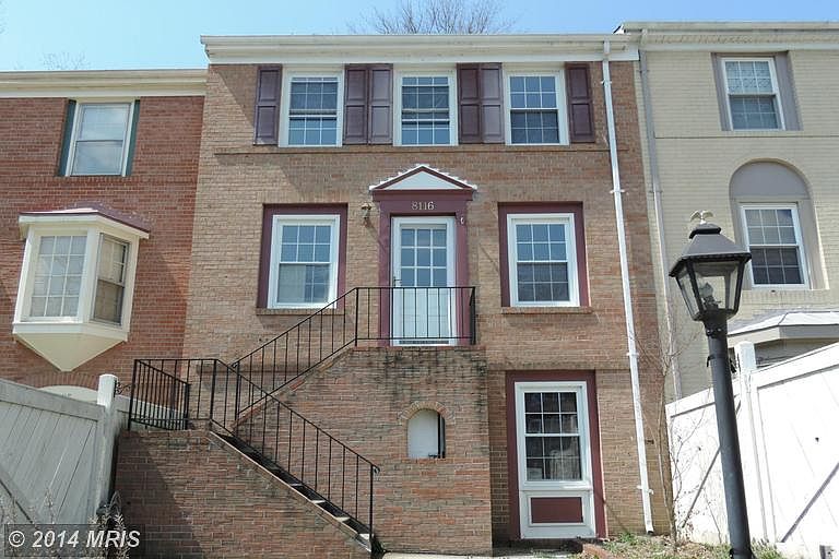 1st image of 8116 Oaklake Ct