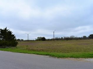 2365 Old Fentress Rd, Lockhart, TX 78644