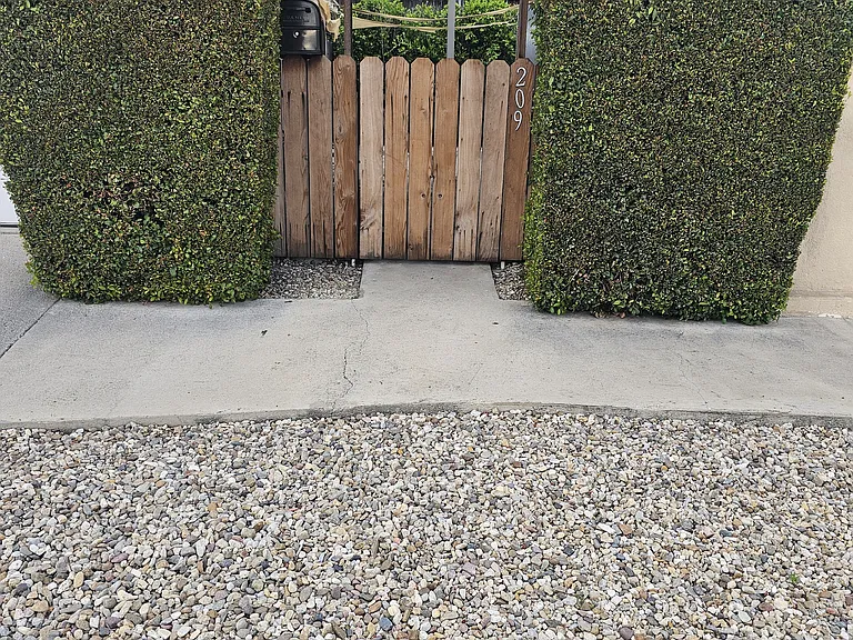 209 W Linden Ave — Photo 13