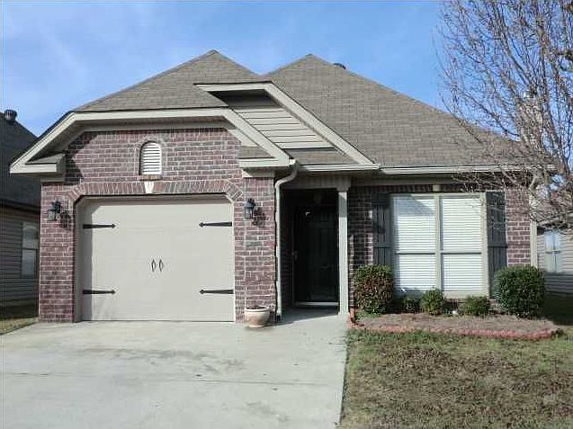 1st image of 440 Park Lake Dr