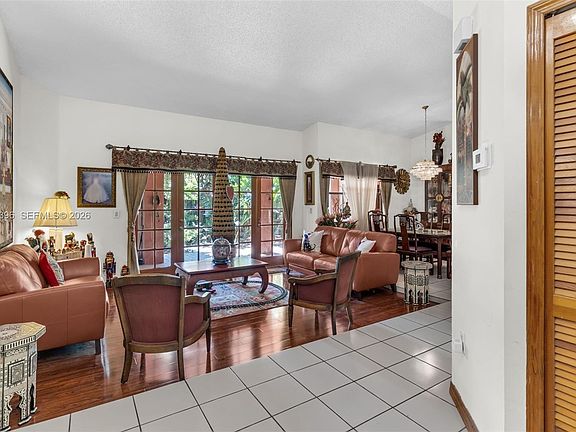 5th image of 15012 SW 45th Ln